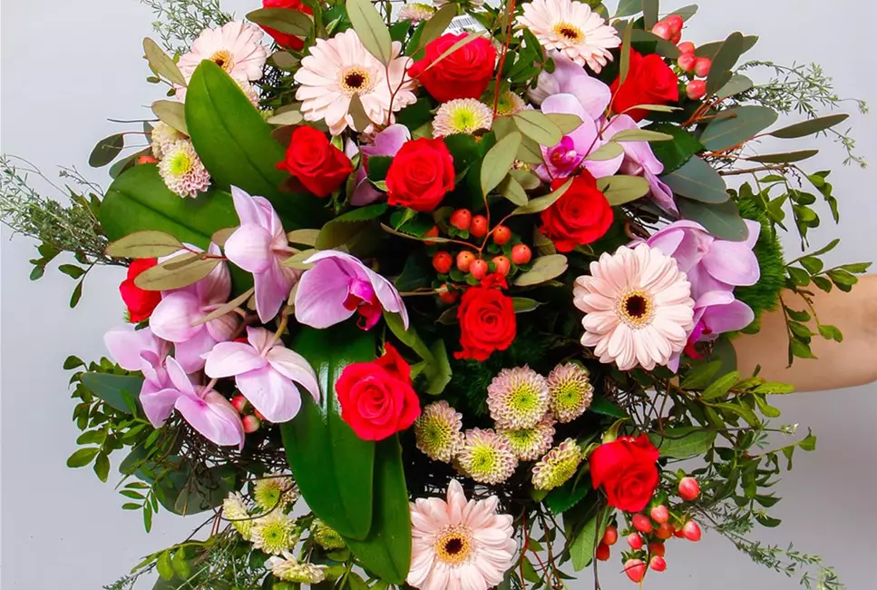 Kiefl's Floristik - Liebevolle Blumensträuße Kiefl's Floristik - Liebevolle Blumensträuße