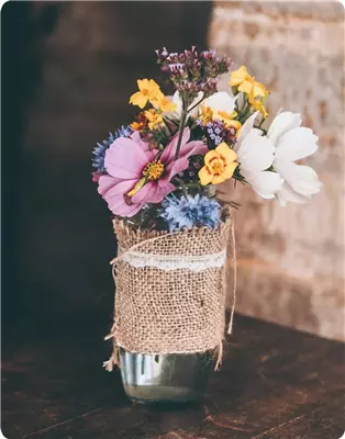 Kinderaktion: Blumengeschenk für Mama | Am 10.05.2025