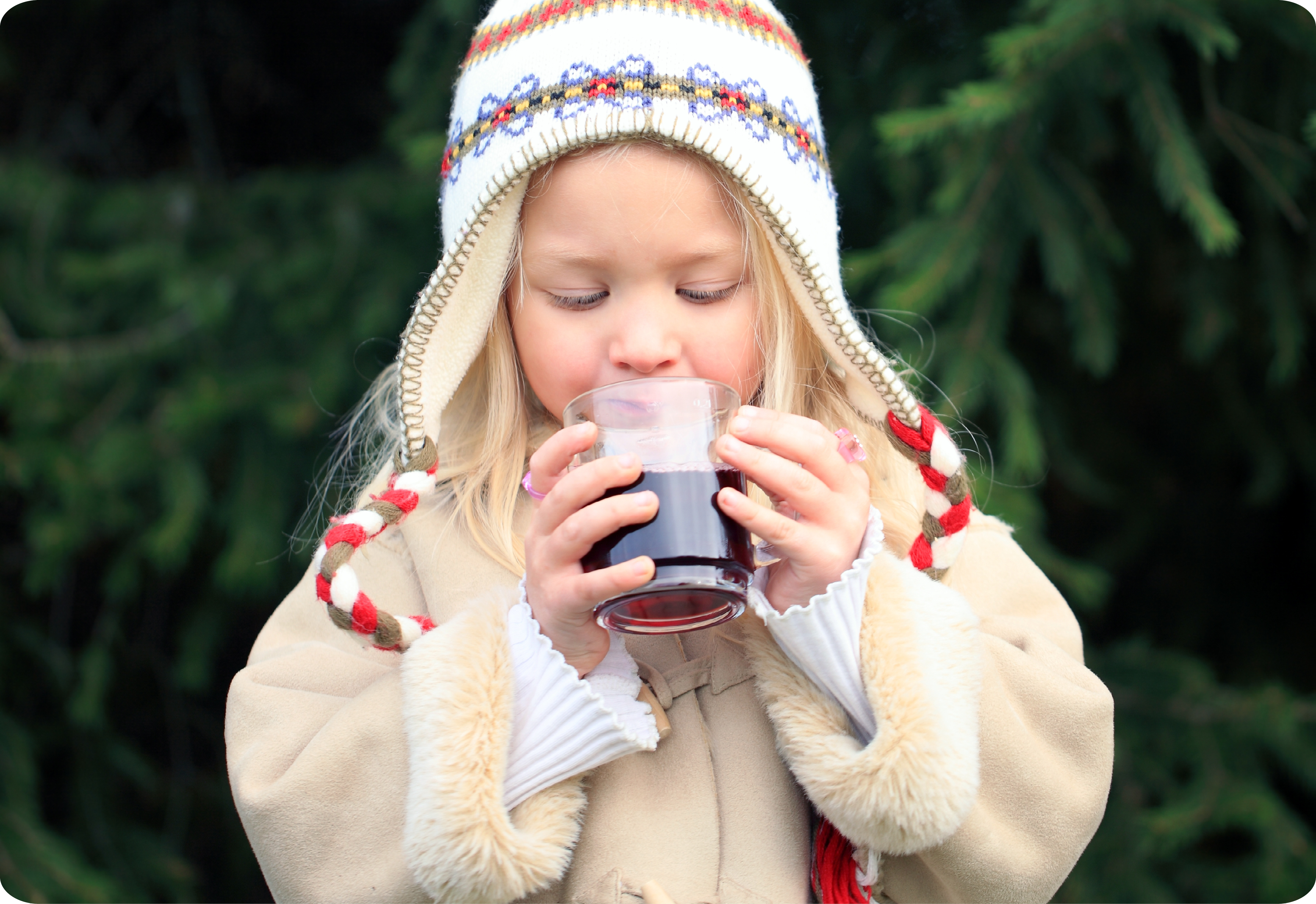 Punsch und Snacks bei Kiefls Welt on Ice