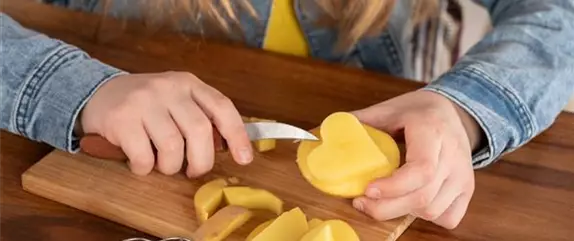 Mit Kartoffelstempeln Bilder gestalten